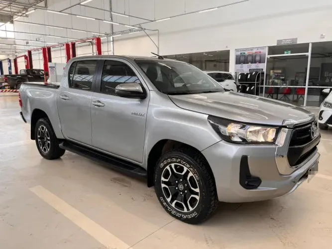 Toyota Hilux CD SRV 4X4 2.8 TDI Diesel Aut. 2021