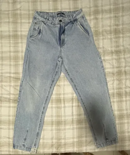 Calça jeans tamanho 42