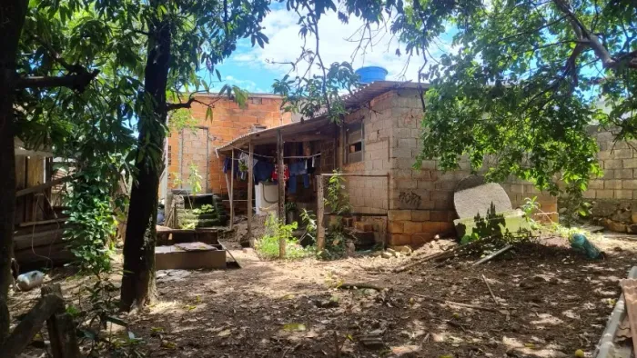 Lote no Bairro Cardoso Barreiro Aceito Troca em Imóvel até 250 Mil