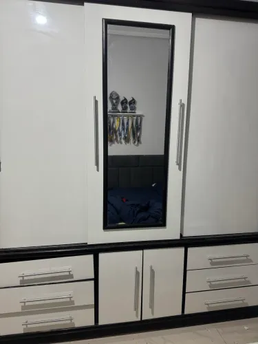 Guarda roupa Madeira Maciça