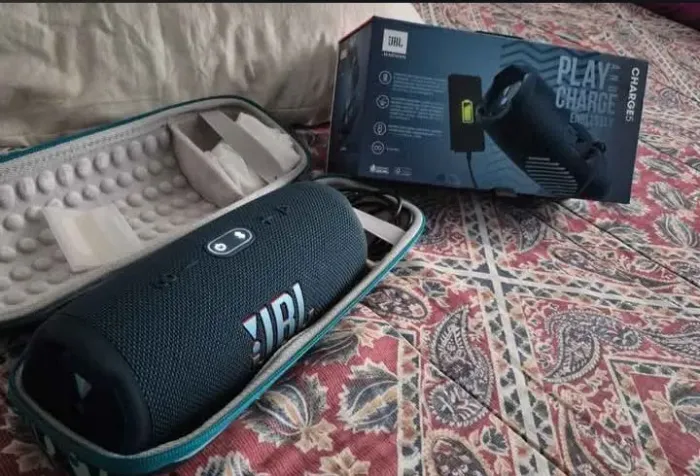 Caixa de som Bluetooth JBL Charger 5 ORIGINAL com Case