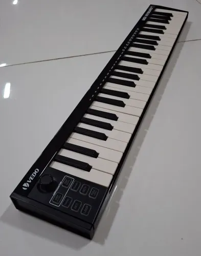 Teclado controlador 49