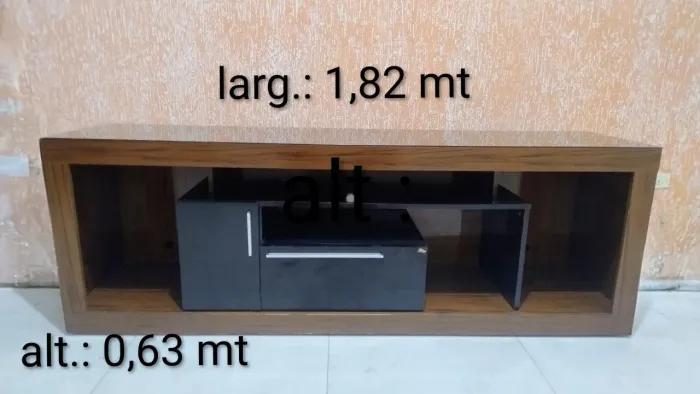 Rack para sala de madeira, cor mogno