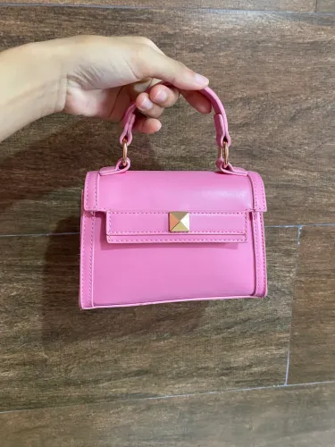 Bolsa Renner seminova 