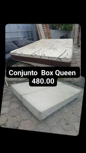 Cama casal Queen