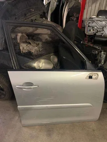 Porta Dianteira Direita Citröen C4 Picasso