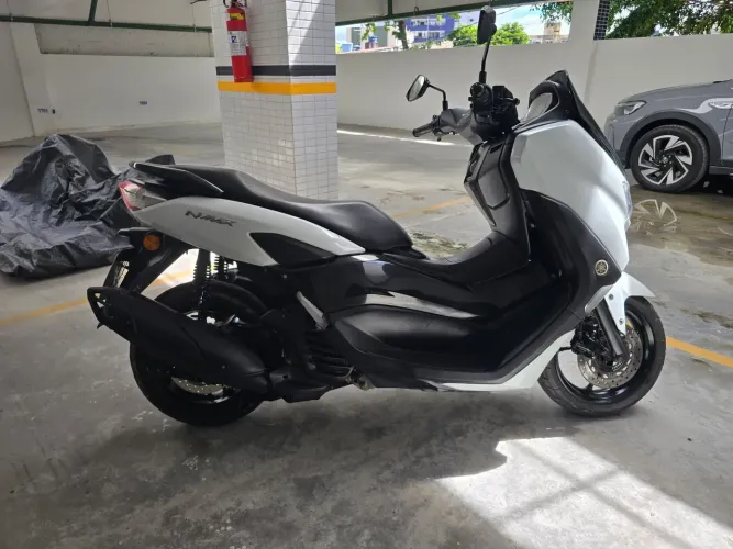 Nmax 2021, único dono