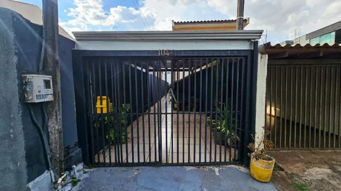 Casa Residencial 3 quartos à venda no Bairro PARQUE VERDE em CASCAVEL por R$ 330.000,00