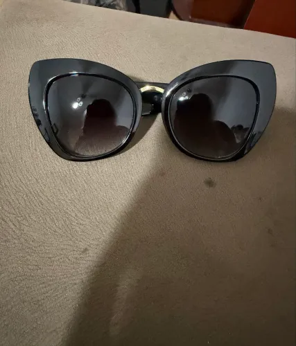 Vendo óculos de sol