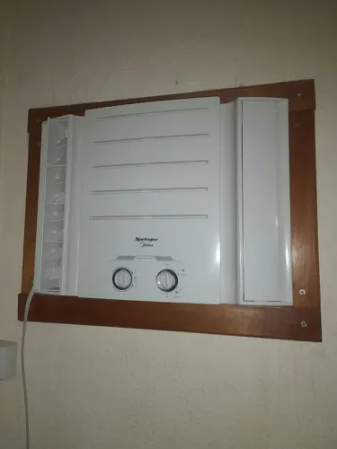 Ar-Condicionado Springer Midea 7.500 BTU (110V)