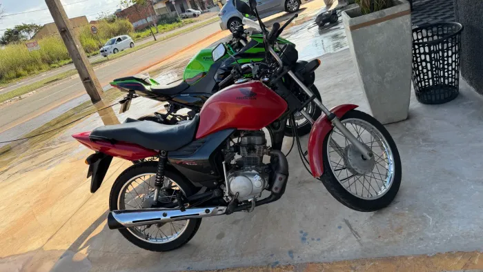 Fan 125ks 2012 12 x 700,00 no cartão