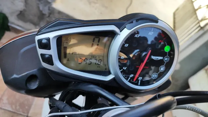 Triumph Street triple 675R