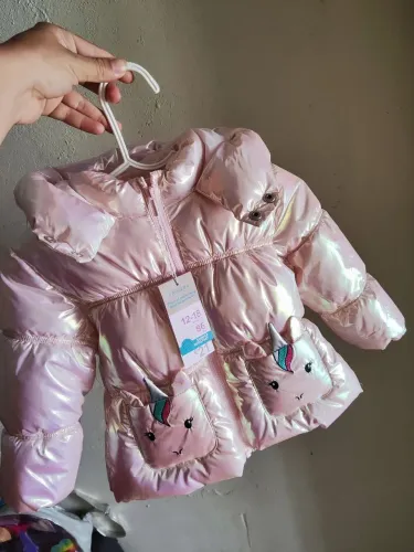 Vendo jaqueta puffer nova nunca usado,da marca Primark de unicórnio 