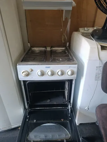 Fogão Dako 4 Bocas em Bom Estado