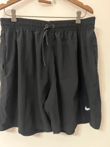 Lote com 3 shorts academia logo Nike G