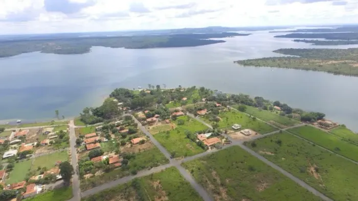 Vendo lote na represa de Três Marias
