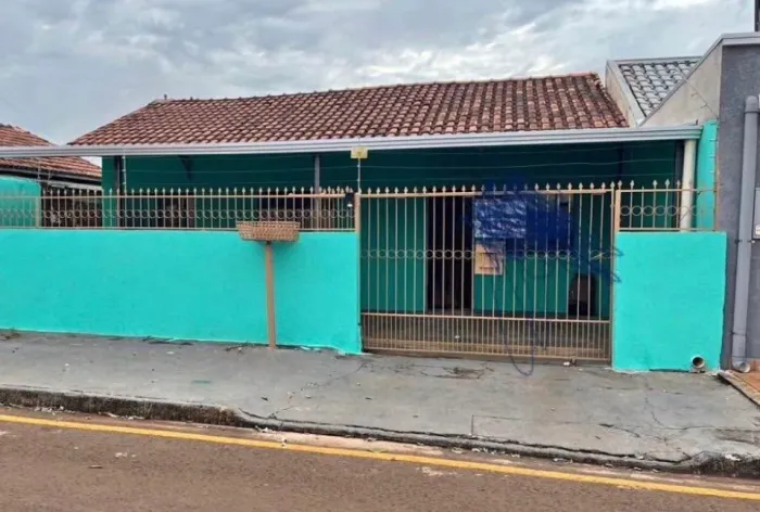 CASA A VENDA NO NOVA ESPERANÇA - A PRONTA ENTREGA 