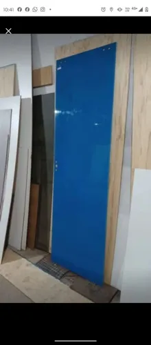 Porta de Correr em Vidro Temperado (08mm), pintado na Cor Azul