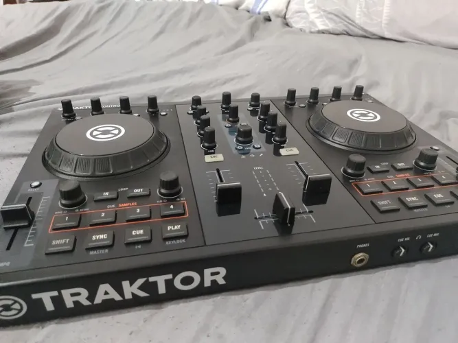 Controladora Tracktor S2 + mochila UDG original