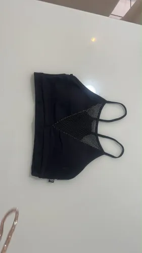 Tops de academia