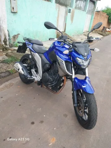 Faço negócio no valor dando uma entrada boa