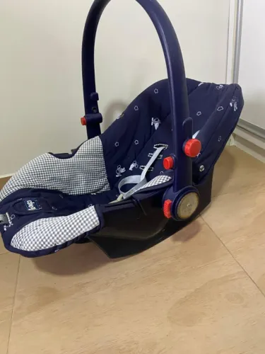BEBE CONFORTO AZUL E BRANCO MARCA CHICCO