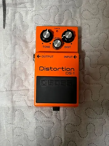 Pedal Boss Distortion DS-1
