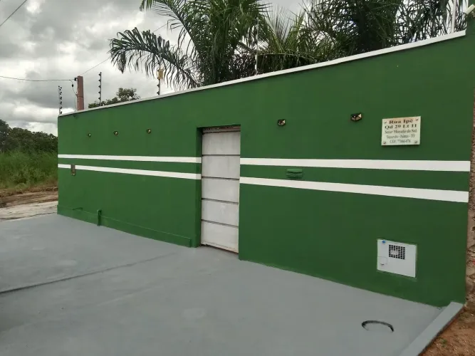 Vendo casa aceito veículo como parte de pagamento