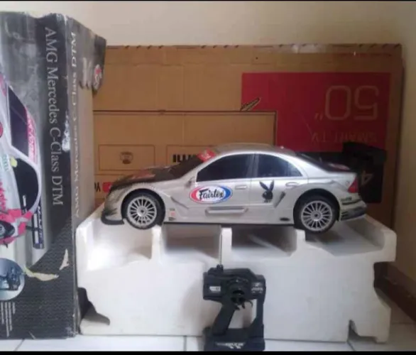 Carrinho controle remoto 1:6