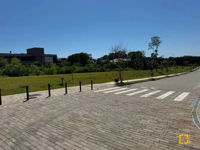 Terreno a venda no Loteamento Bosque Résidence Galerie no Campeche - Florianópolis/SC