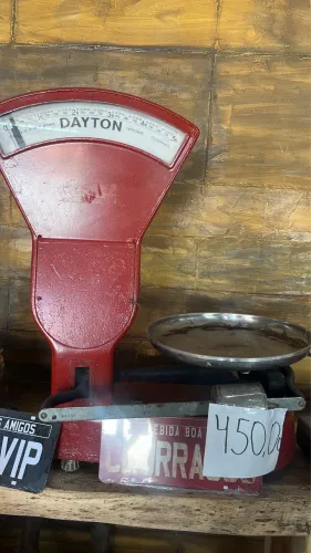 Balança comercial antiga 