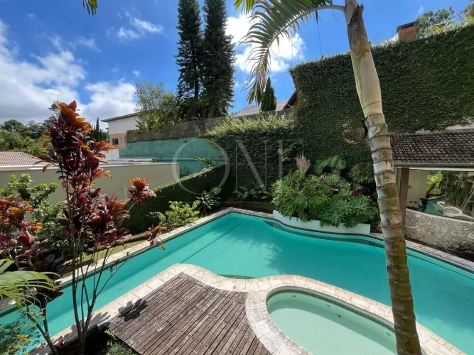 Casa no condomínio Morada dos Passaros para venda e locação com 3 quartos, sendo 3 suítes