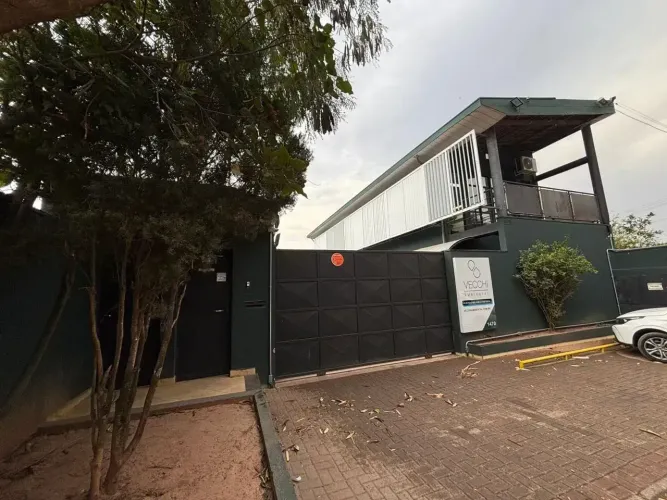 Prédio Comercial com Galpão e Escritórios 620m² Construídos Jundiaí/SP