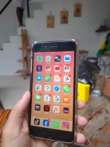 IPhone 8 plus vendo ou troco