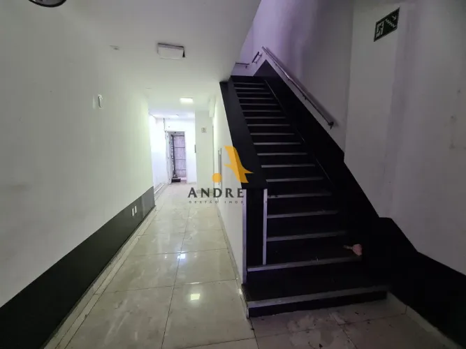Venda e Aluguel de Prédio Comercial, 400 m², por aluguel de R$ 8 mil e venda de R$ 1.5 mil
