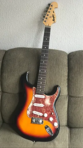 Guitarra Memphis by Tagima MG32