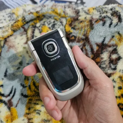 Nokia 2760