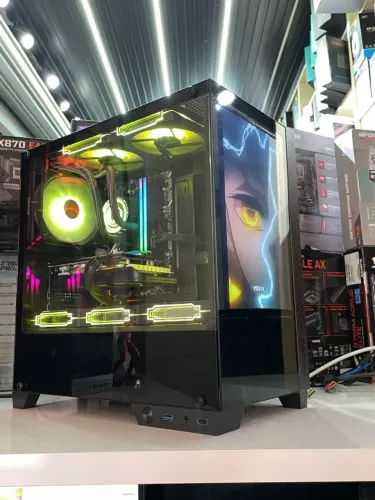 Pc gamer montado com Gabinete personalizado