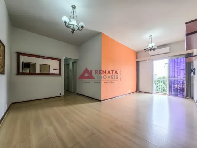 Apartamento à venda com 3 quartos no Grajaú/RJ