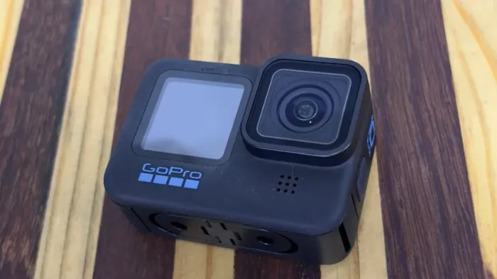 GoPro HERO10 Black com bateria e acessórios (750)