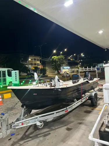 Lancha Barco Zagaia 6.5 21 pés