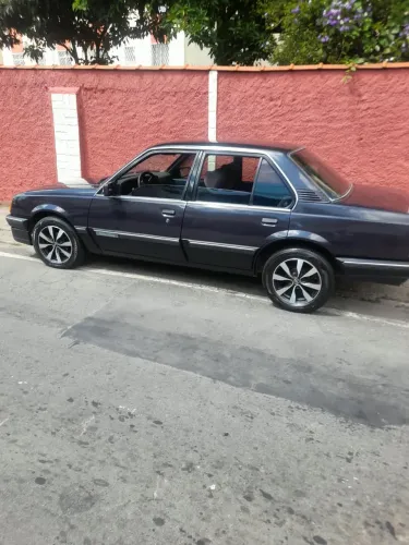 Chevrolet Monza Classic SE 2.0 /mpfi E EFI 2P E 4P 1989