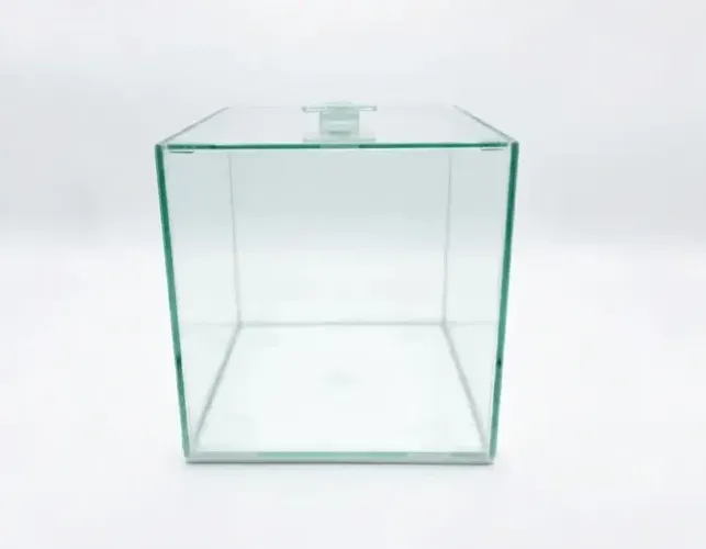Aquário cubo 30 x 30 x 30 novo 27 litros,