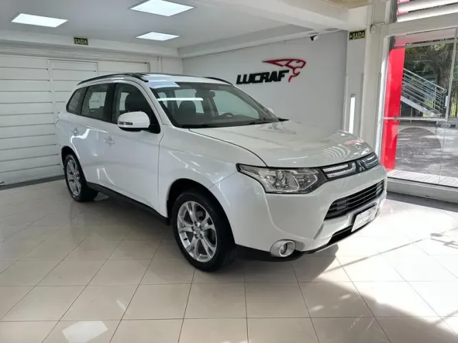 Mitsubishi Outlander 2.0 16V 160cv Aut. 2014