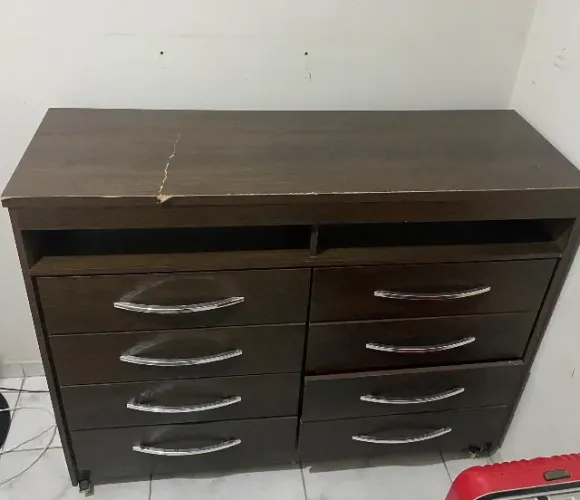 Cômoda 8 gavetas