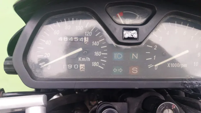 Moto Falcon 400 2 dono manual para pessoas exigente 2005 preta 48mil km