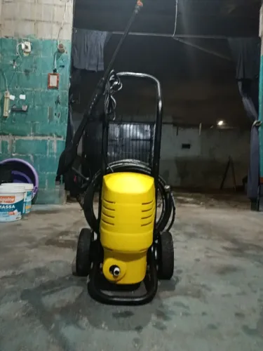 Lavadoura de Alta pressão - marca Lavor - 220w