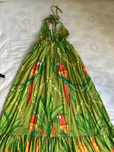 Vestido Longo Estampa Tropical Araras - Frente Única e Decote V (Veste M/G) NOVO