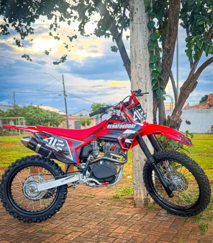 CRF 230 / 2014 / ZERADINHA/ DIFERENCIADA 