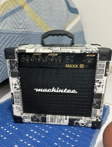 Caixa Amplificadora Mackintec Maxx 15